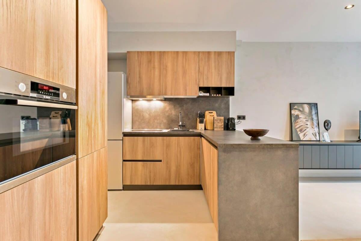 Huswell - Unique Apartment In The City-Center Of Knokke Exterior photo