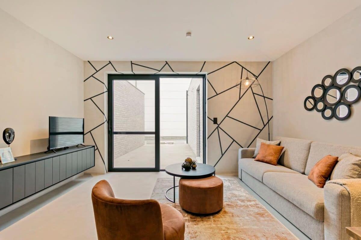 Huswell - Unique Apartment In The City-Center Of Knokke Exterior photo